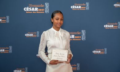 Fathia Youssouf remporte le Prix du Meilleur Espoir Féminin aux César 2021