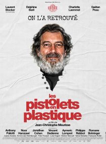 LES PISTOLETS EN PLASTIQUE